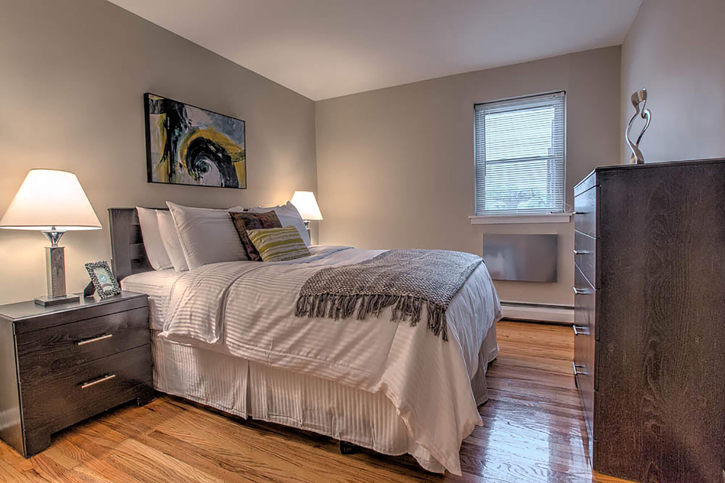 Scully Greene Manor 2-15-2016-72dpi--3.jpg