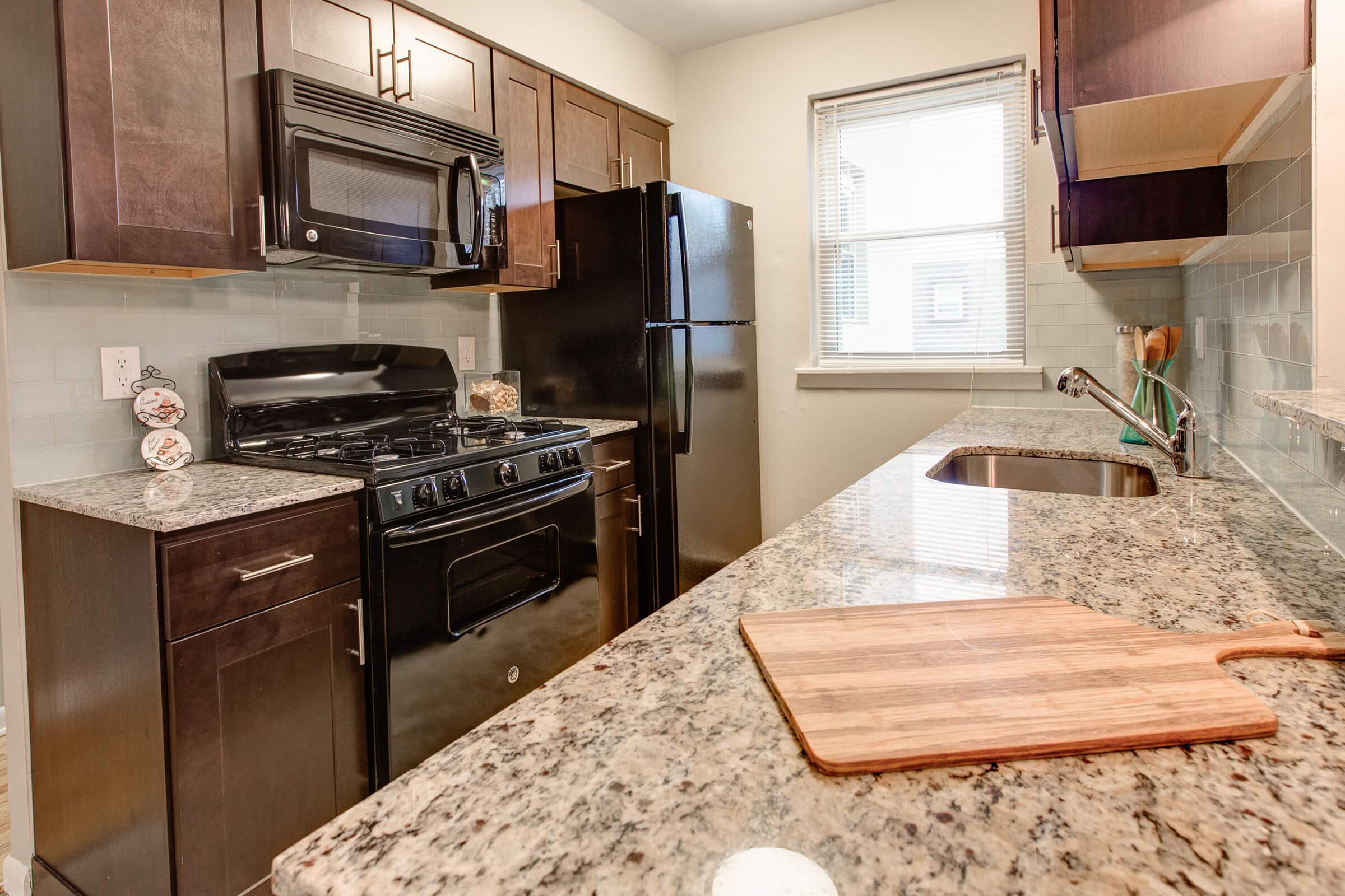 Scully Greene Manor 240dpi-9-2.jpg