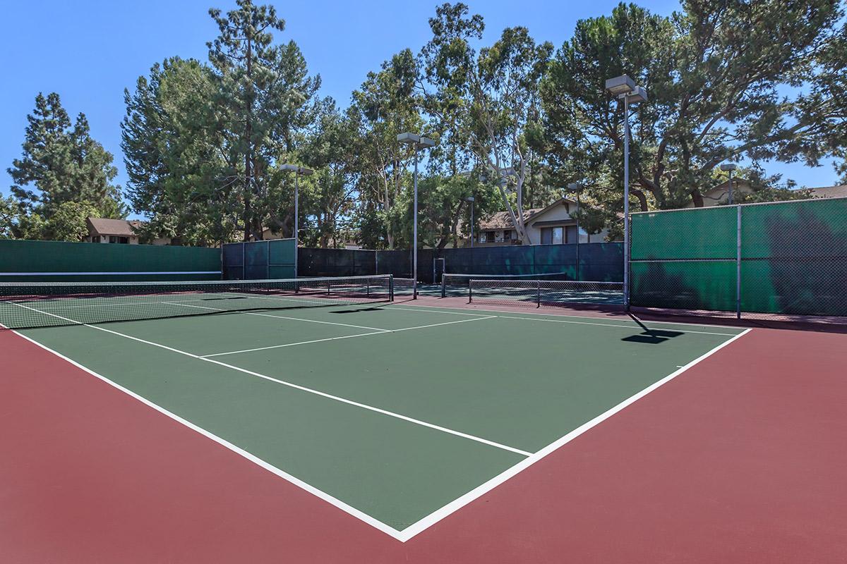 Park City Apartment Homes tennis court