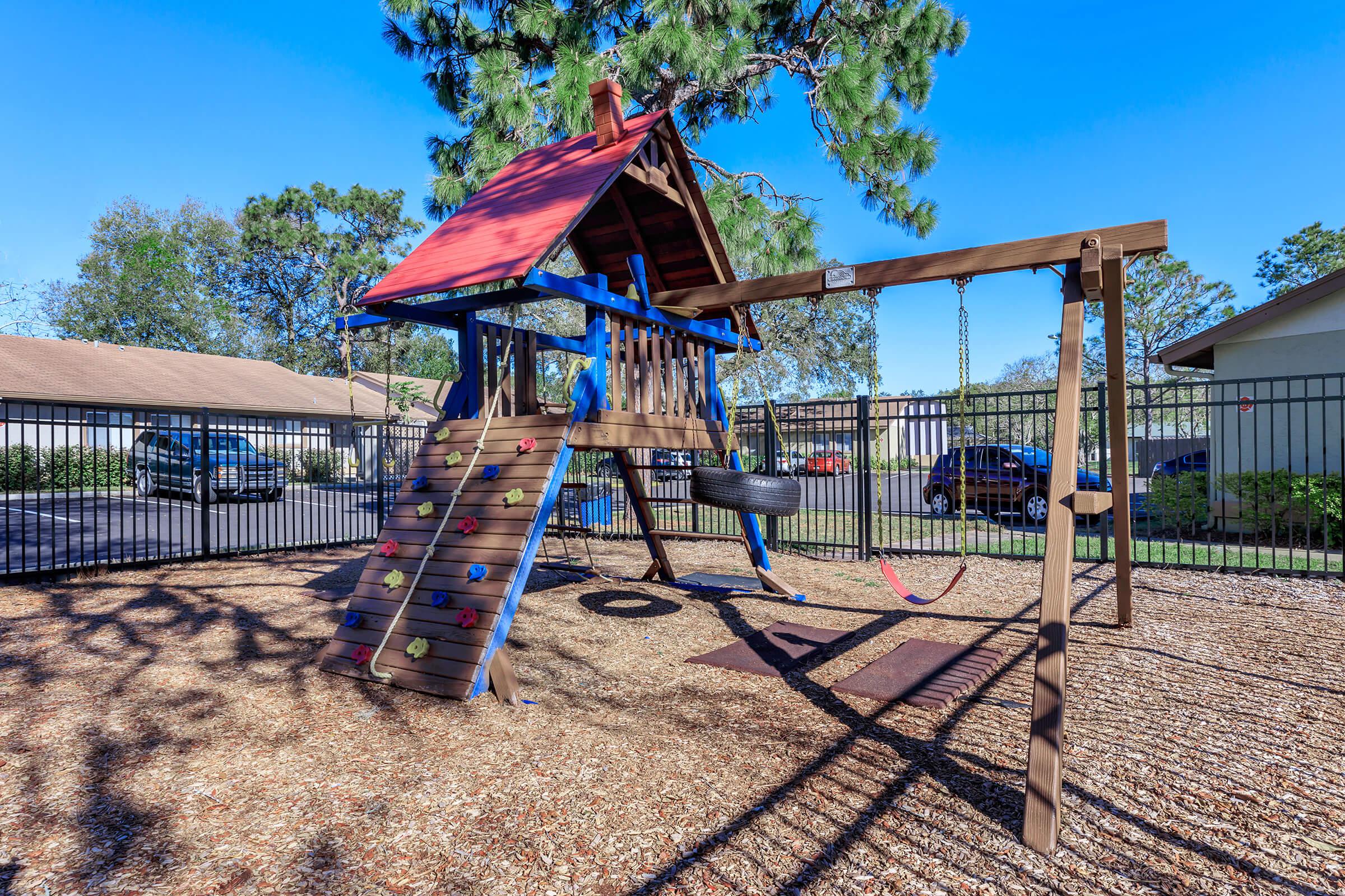 CHILDREN'S PLAY AREA