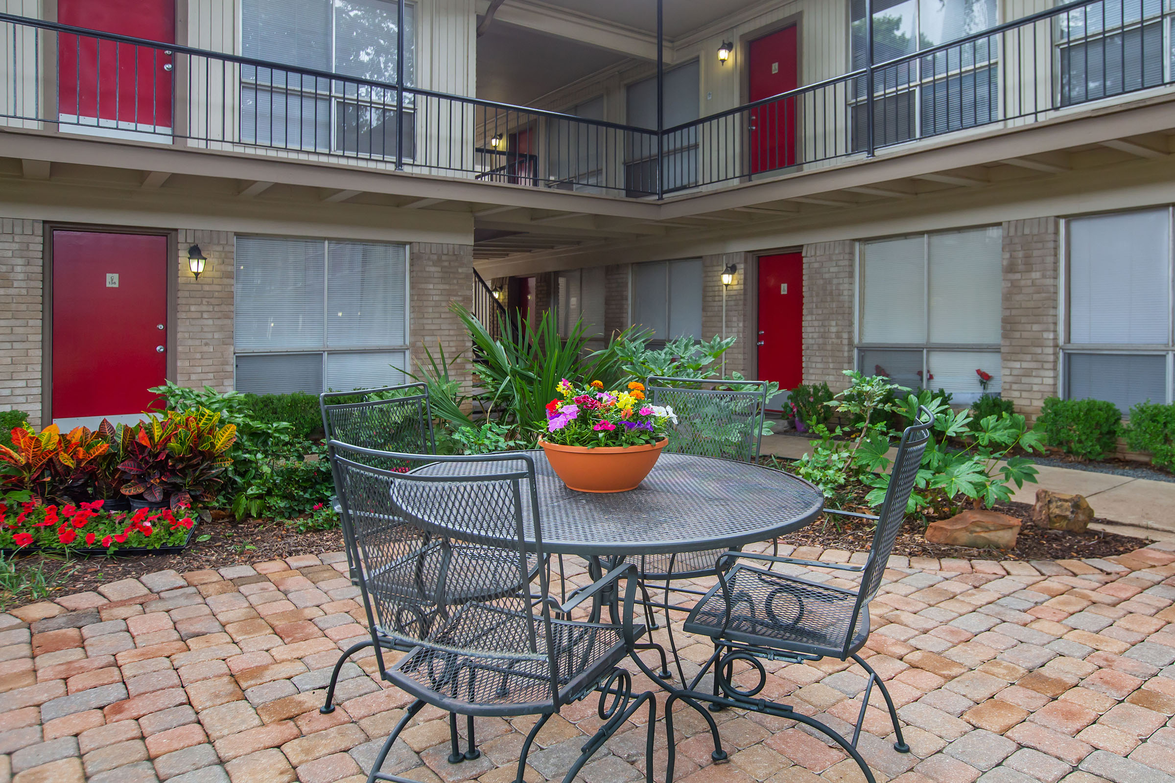 Harris Gardens - Apartments in Fort Worth, TX