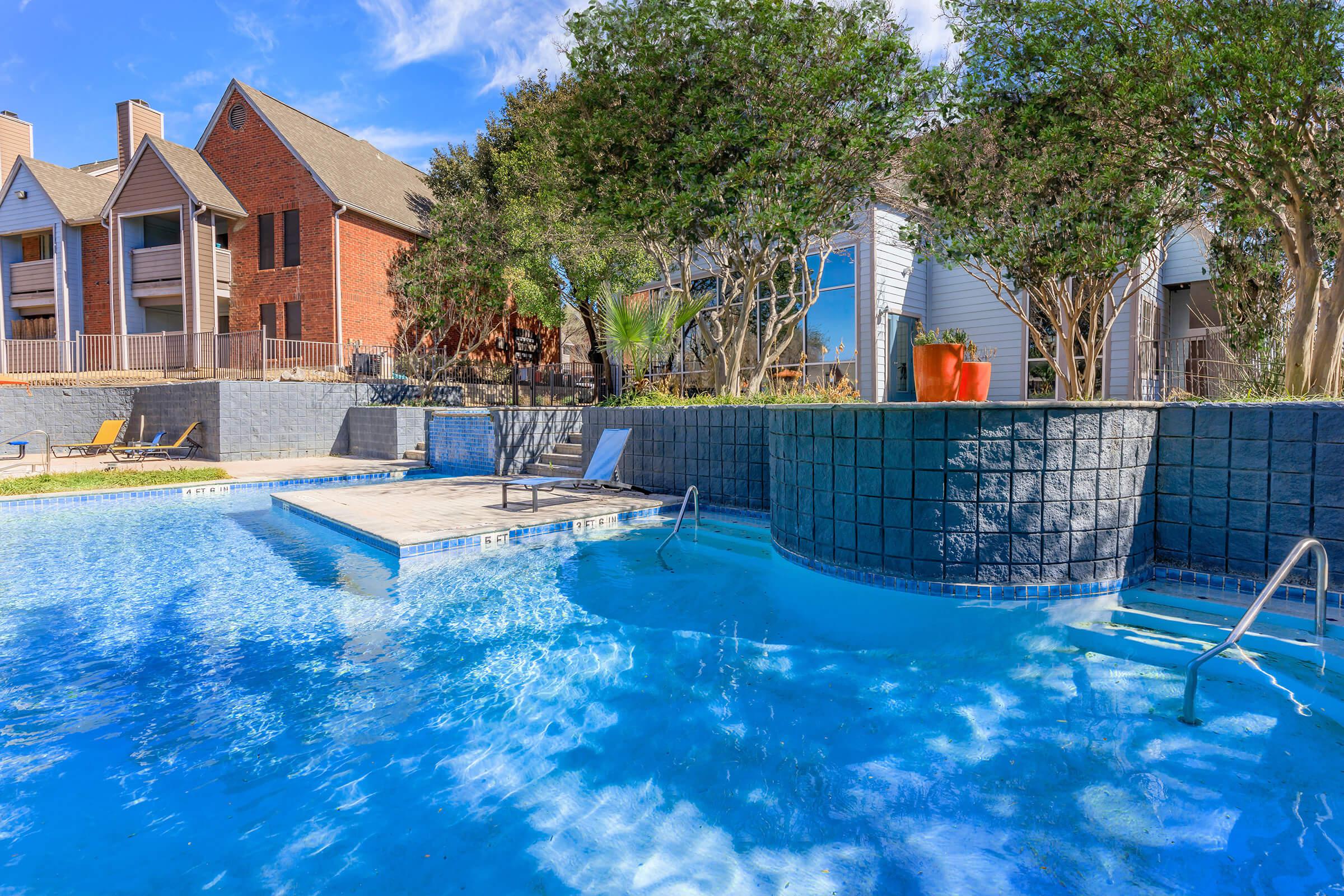 SHIMMERING SWIMMING POOL IN SAN ANTONIO, TEXAS.