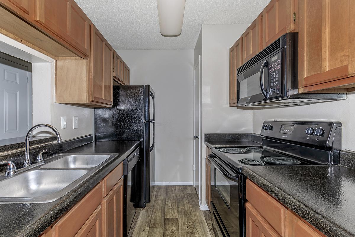 FULLY EQUIPPED KITCHEN IN SAN ANTONIO, TX
