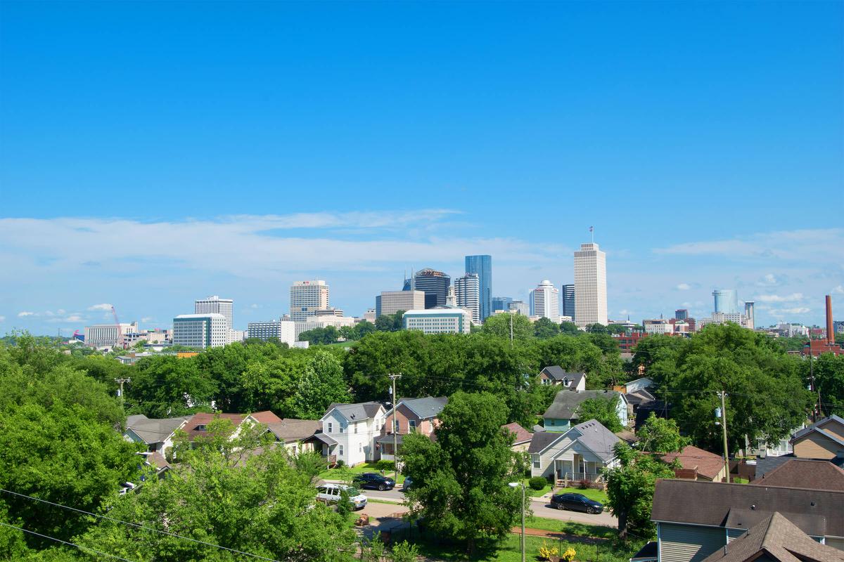 Skyline view of Nashville from 10th and Jefferson apartments