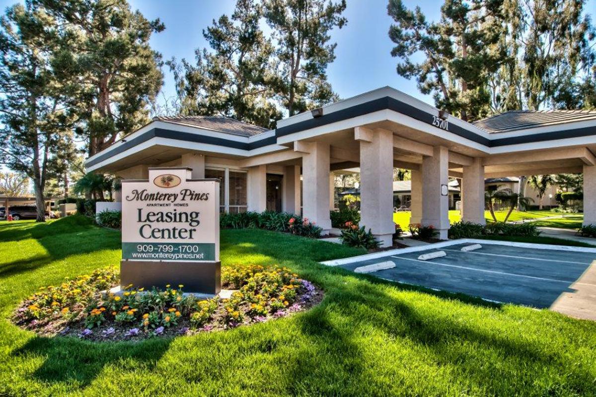 WELCOME HOME TO MONTEREY PINES APARTMENT HOMES