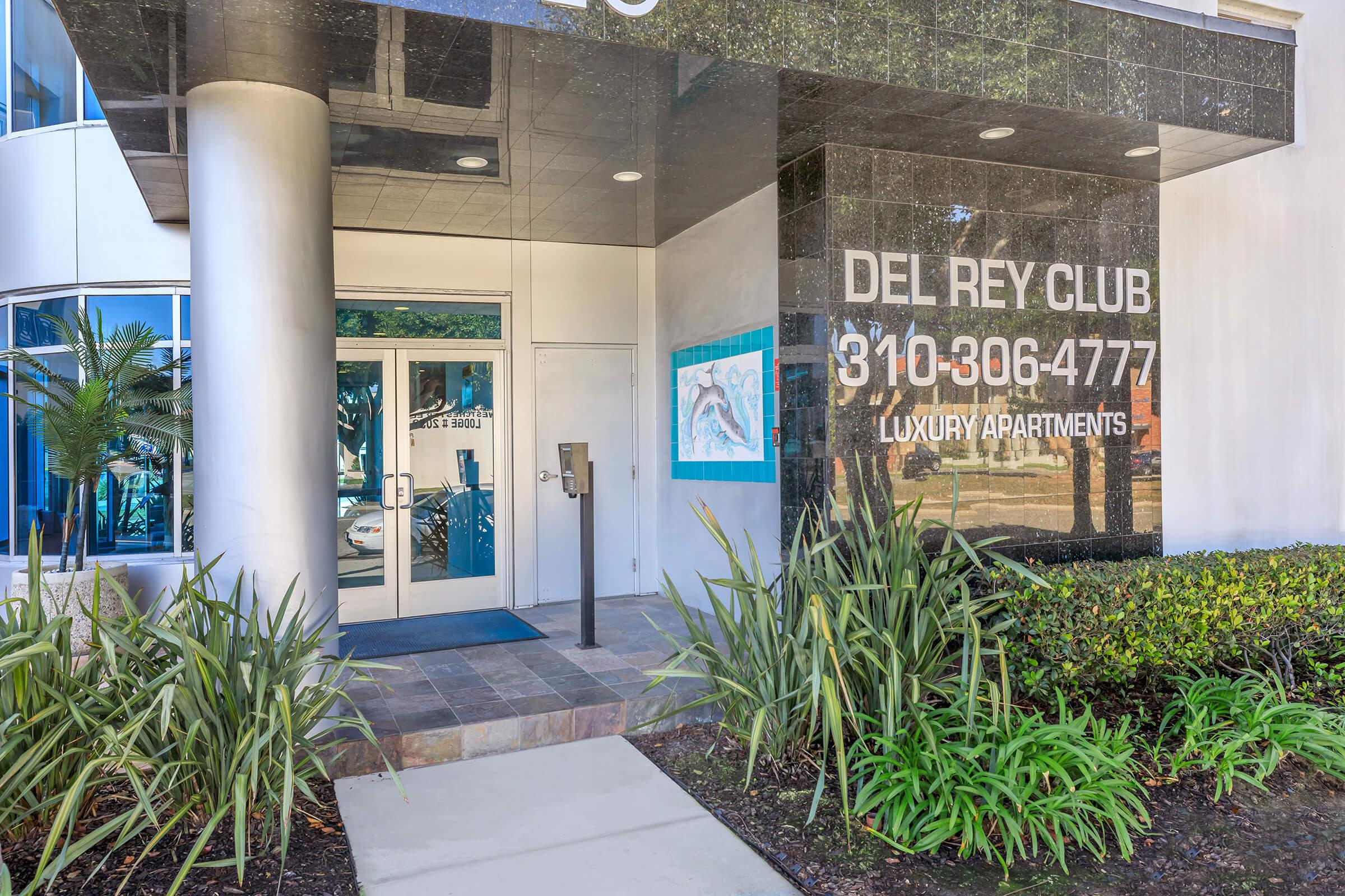 Del Rey Club Apartments monument sign