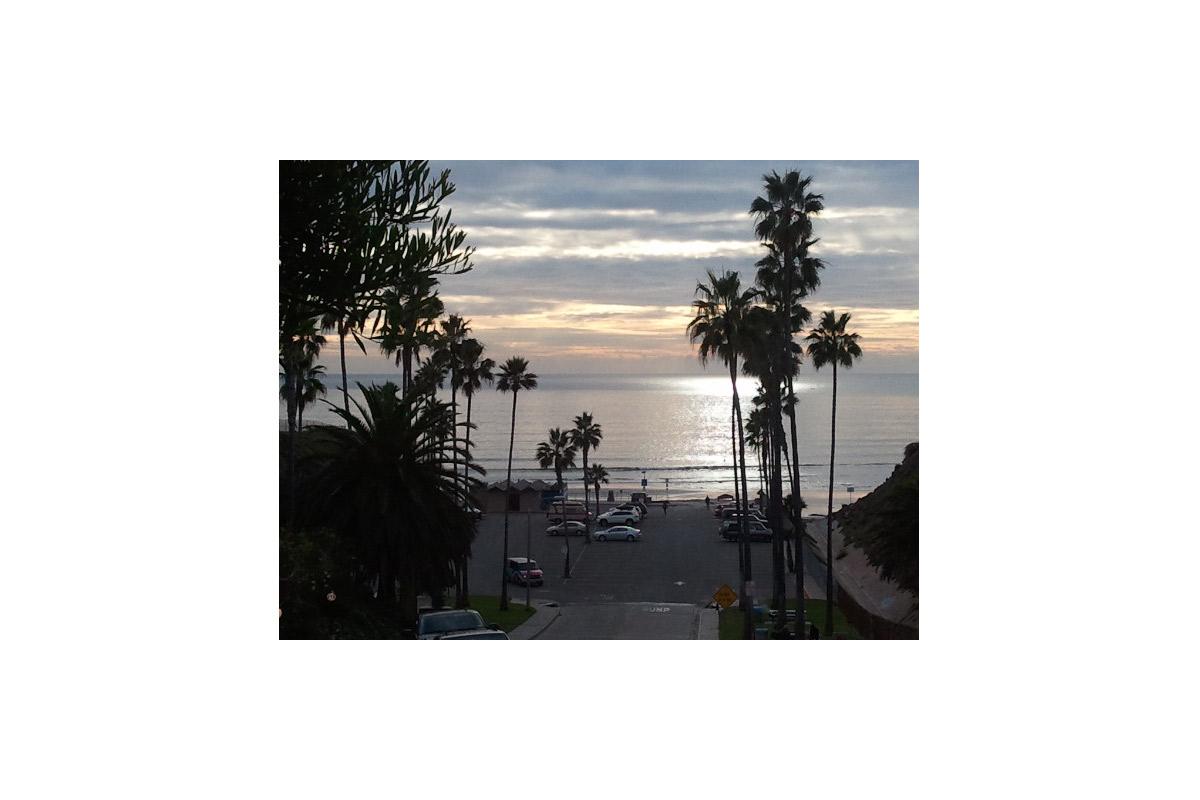 beach1.jpg