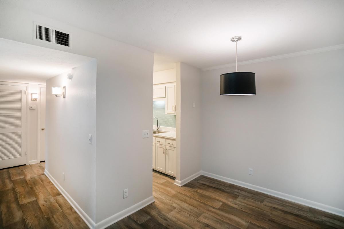 Dining Area at Chase Cove Apartments in Nashville, TN