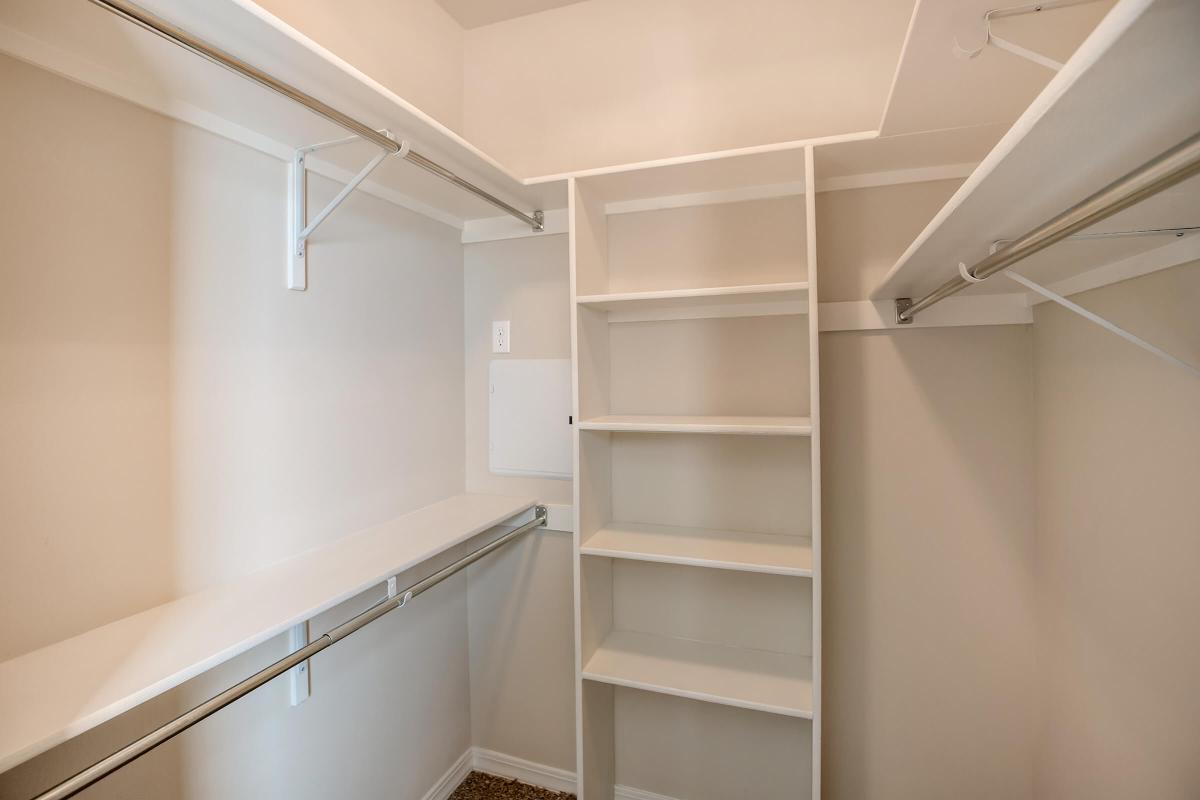 LARGE WALK-IN CLOSETS
