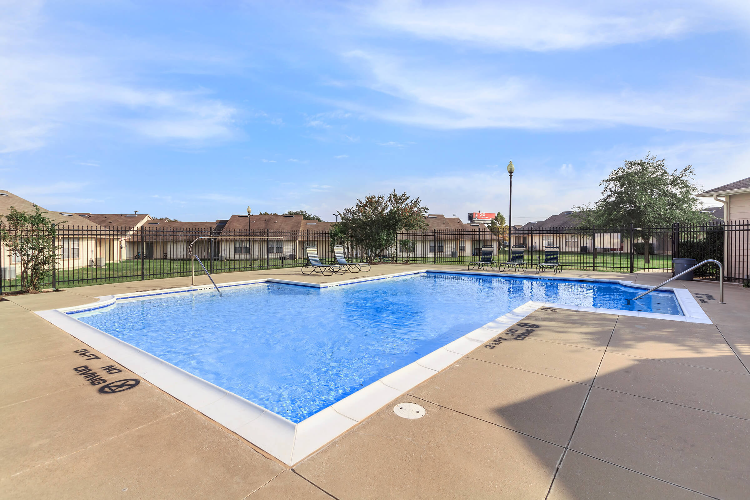 Meadowview Townhomes PetFriendly Apartments in Terrell, TX