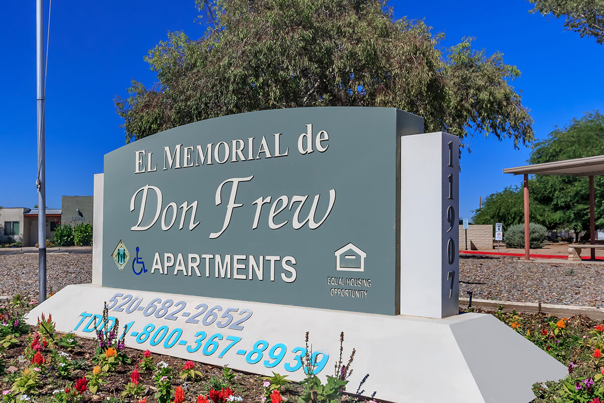 Picture of El Memorial de Don Frew Apartments