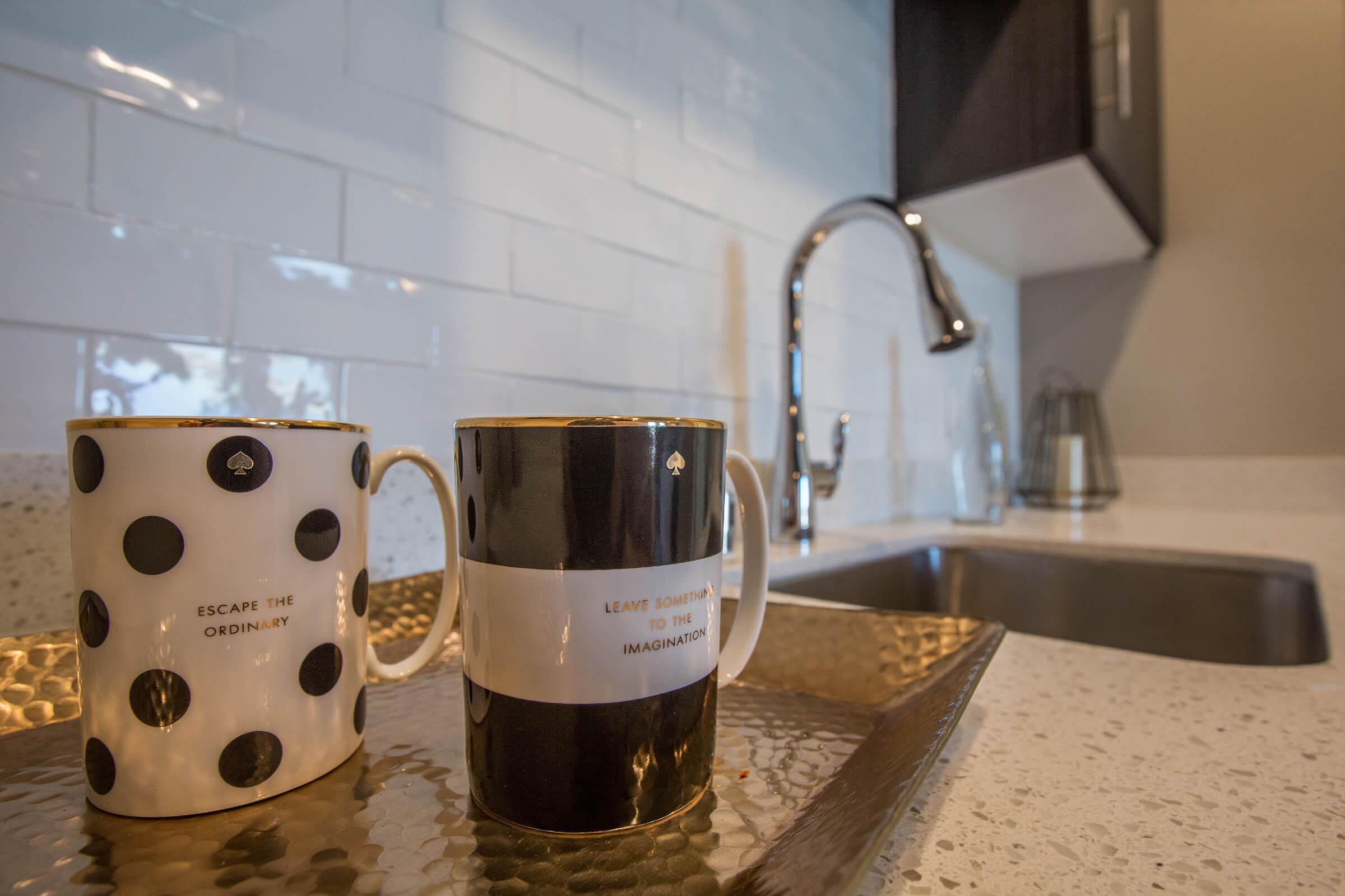 a blender sitting on a kitchen counter