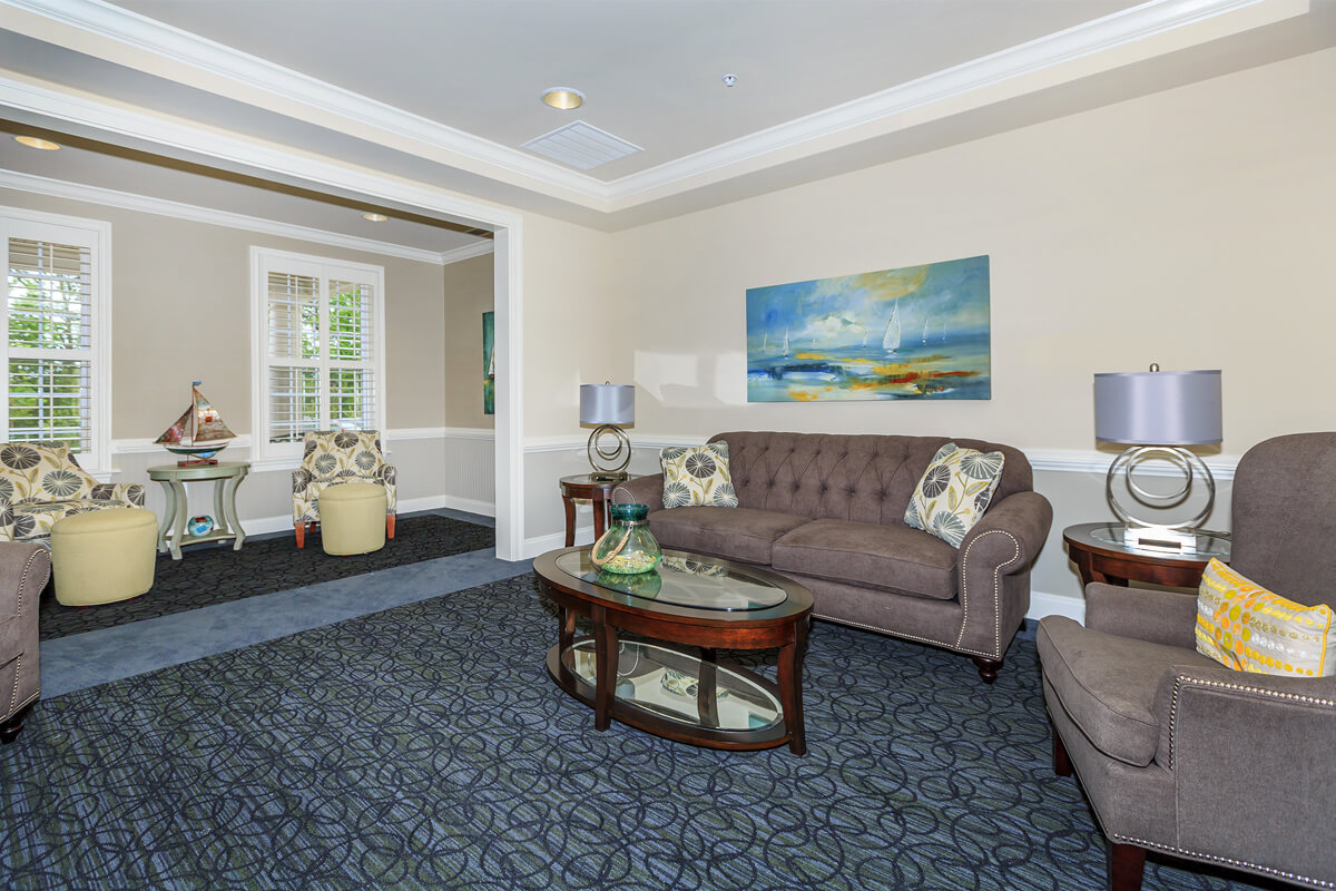 Southwinds Active Adult Community Apartments in White Plains, MD