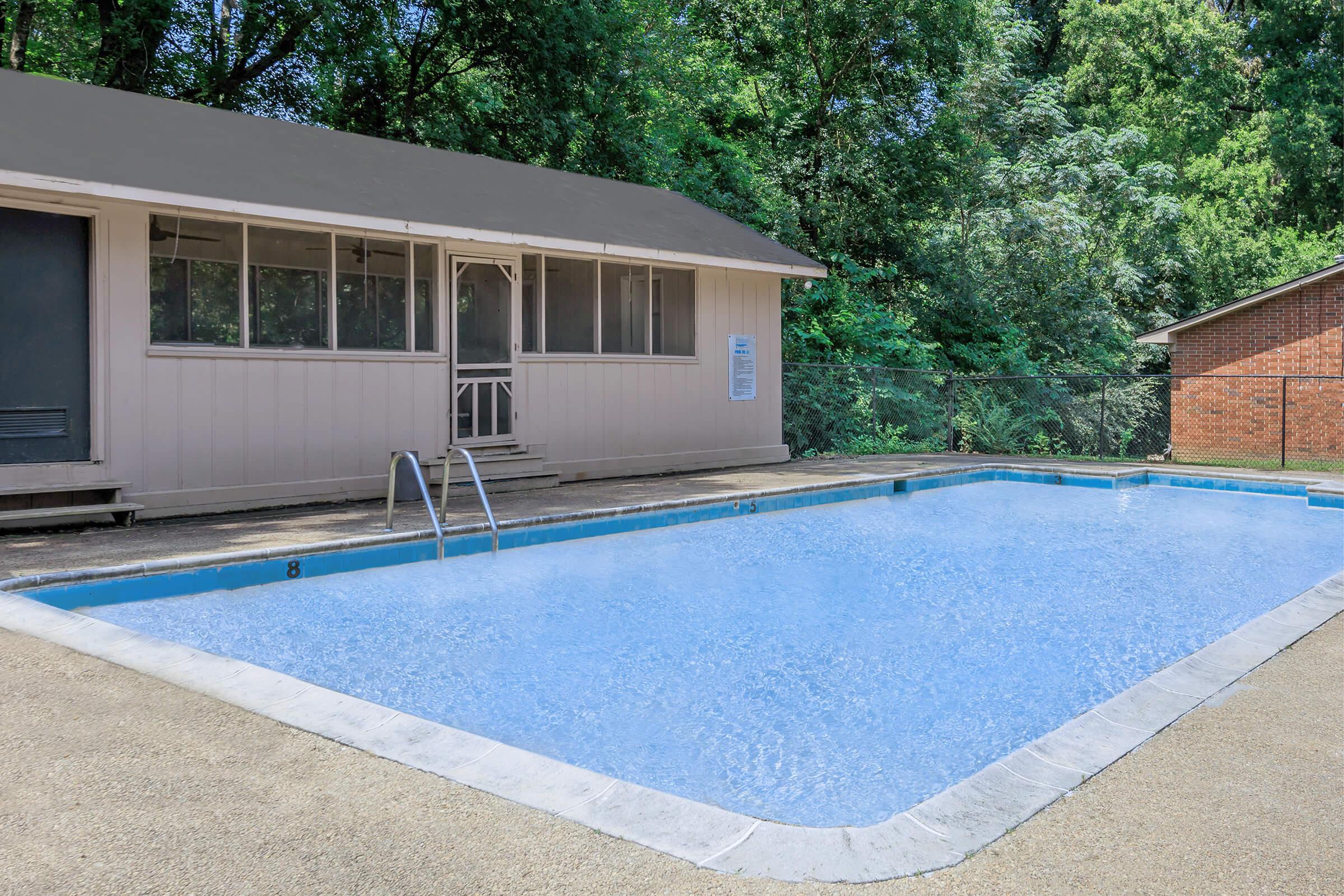 a pool outside of a building