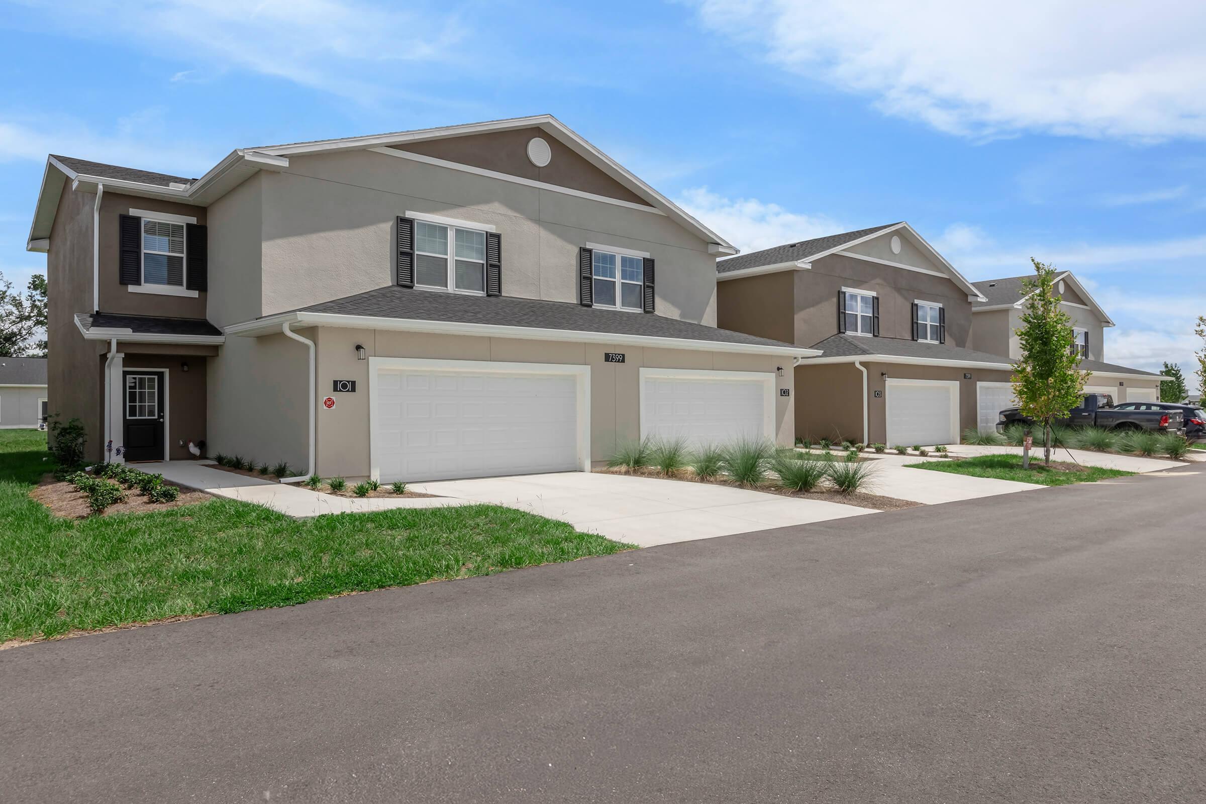 3 Bedroom Townhomes with Private 2 Car Garages