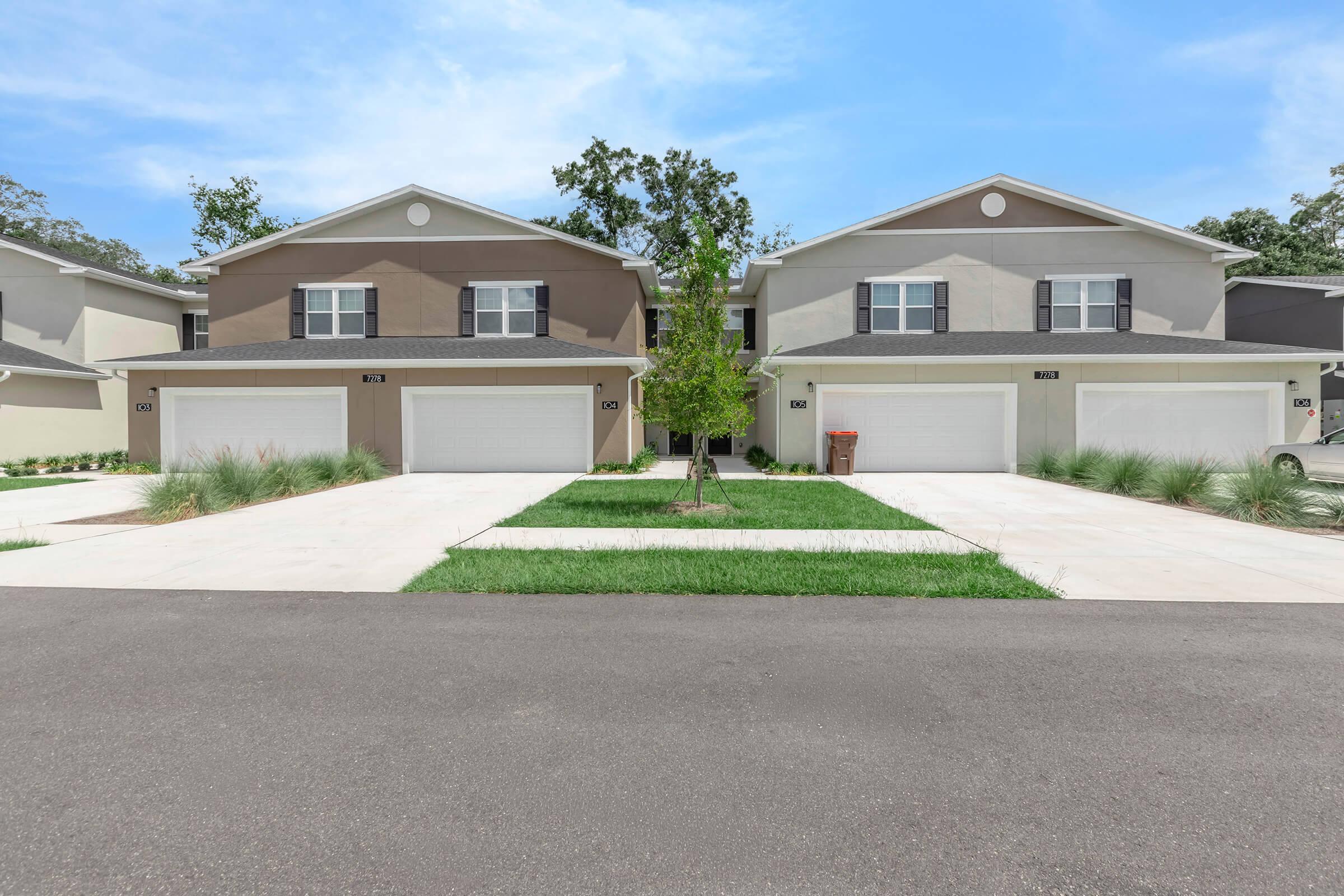 3 Bedroom Townhomes with Private 2 Car Garages