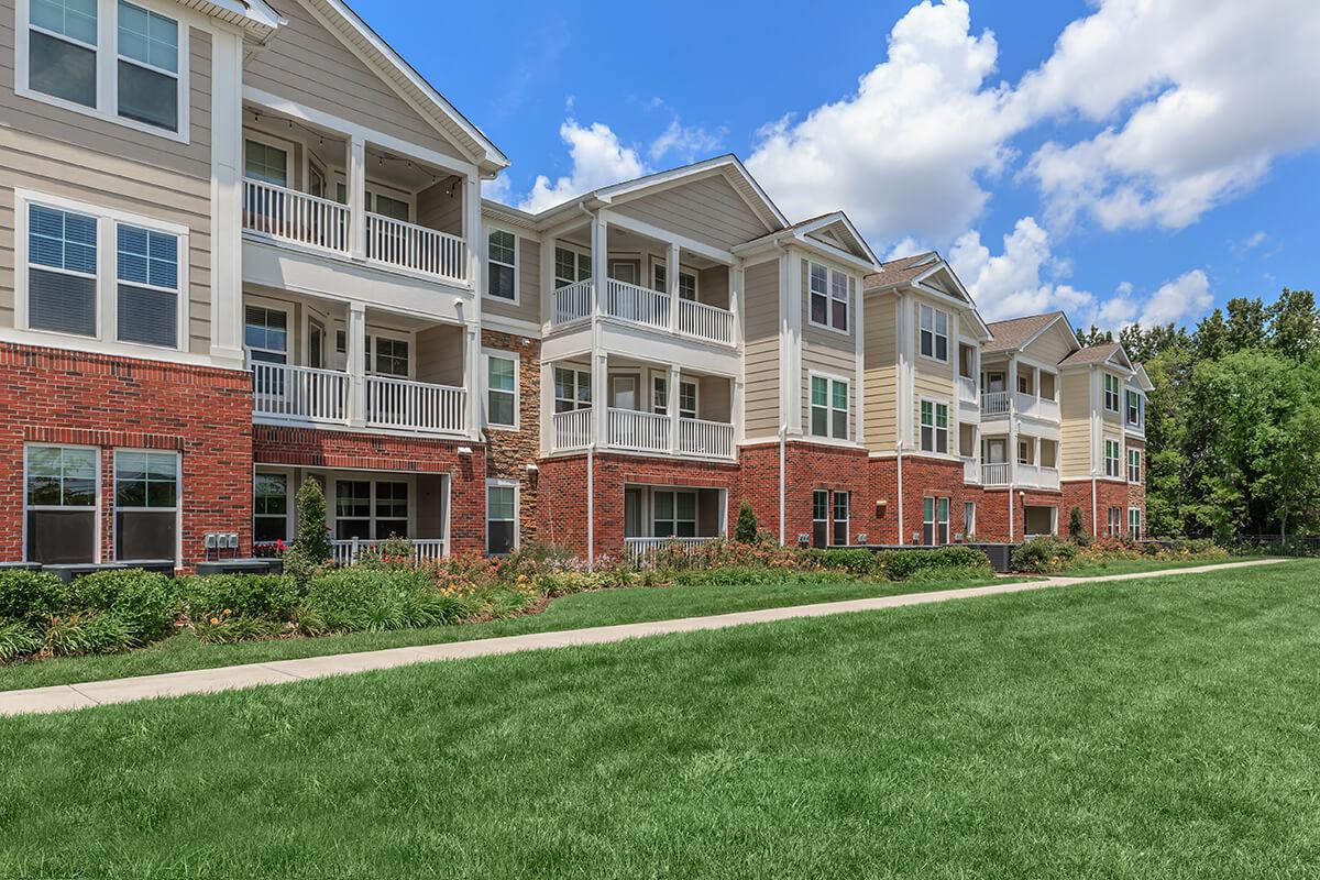 Lovely Landscaping at The Point at Waterford Crossing