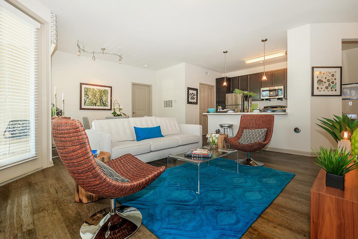 living-room-9281850_76800.jpg