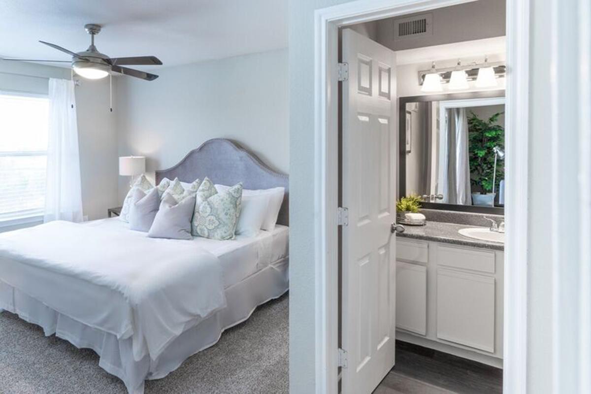 Wendy Rae Walker - 2019-08-13 18-46-51 - bedroom3.jpg