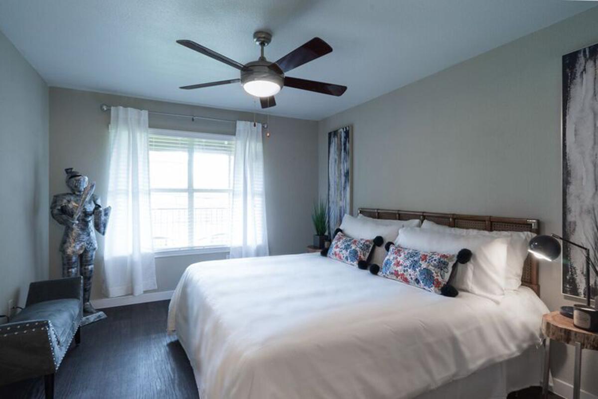 Wendy Rae Walker - bedroom2.jpg