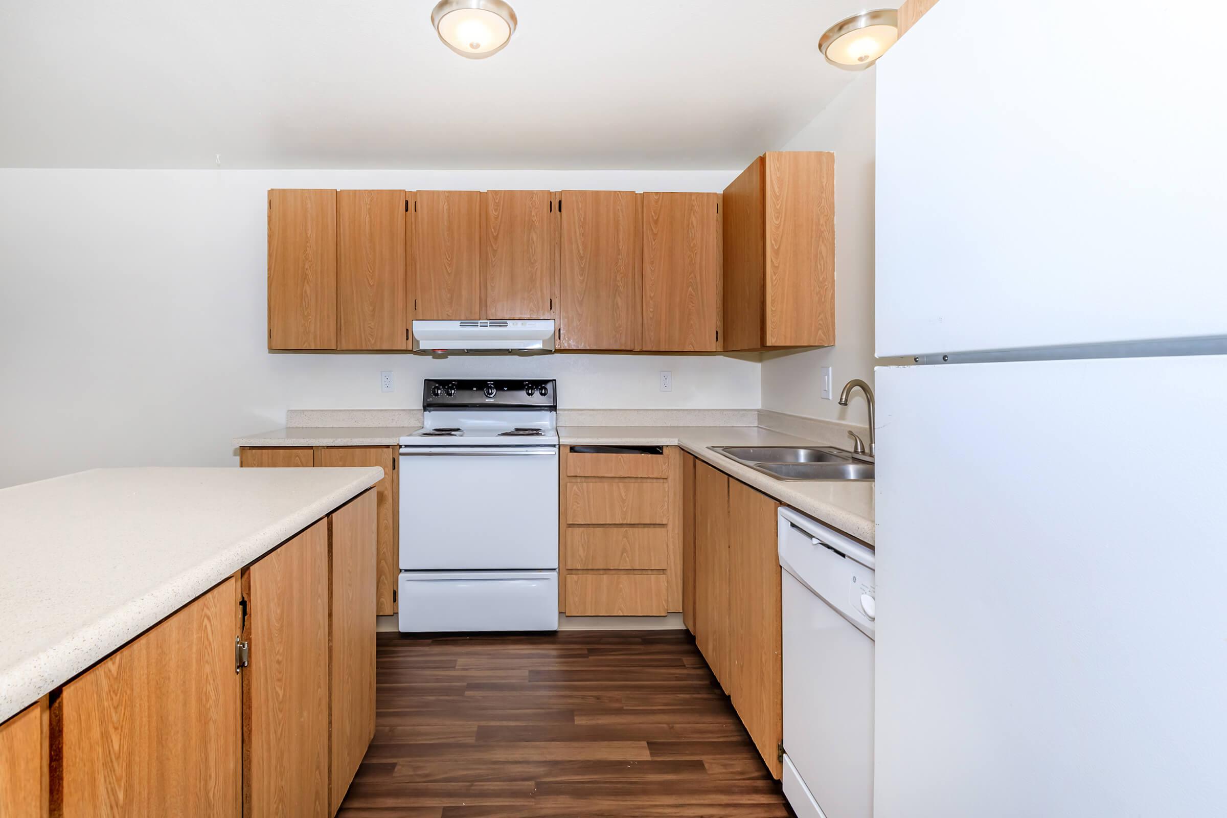 FULLY-EQUIPPED KITCHEN