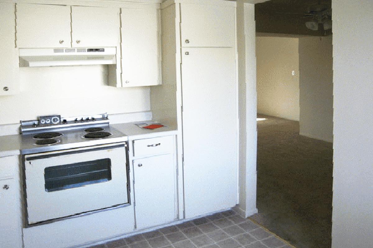 Full kitchen.jpg