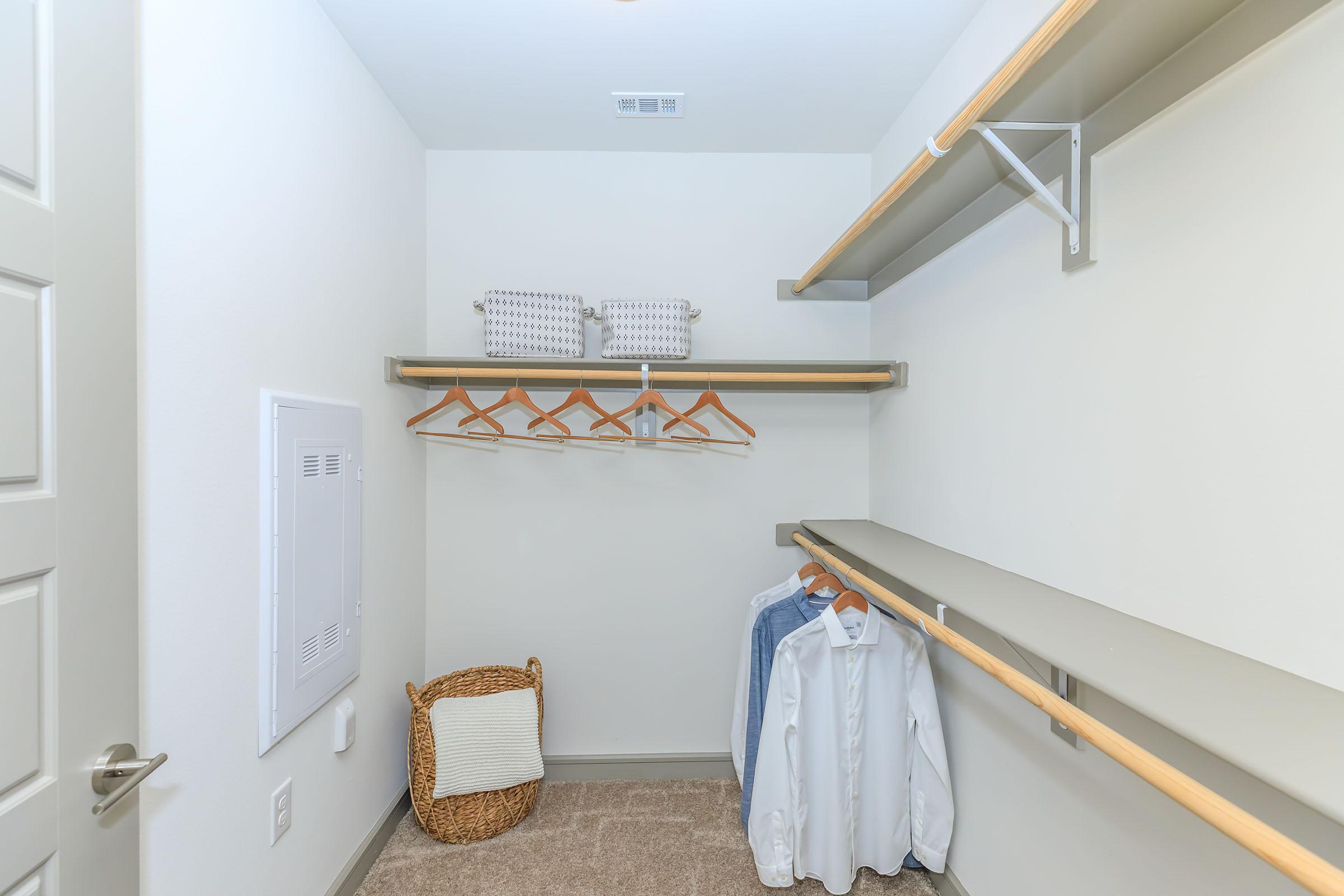 SPACIOUS WALK-IN CLOSET