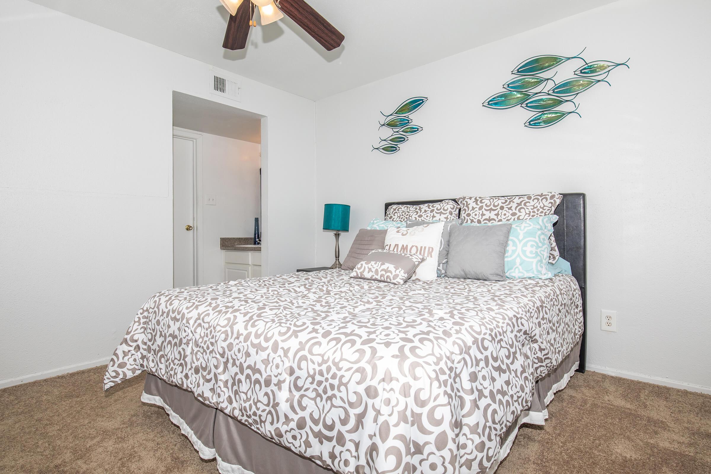 1 & 2 BEDROOM APARTMENTS FOR RENT IN HOUSTON, TX