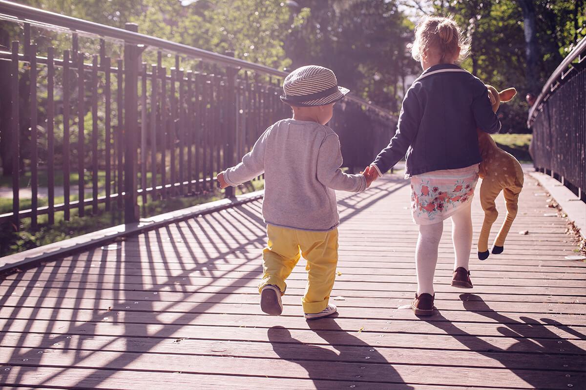 exterior-bridge-kids.jpg