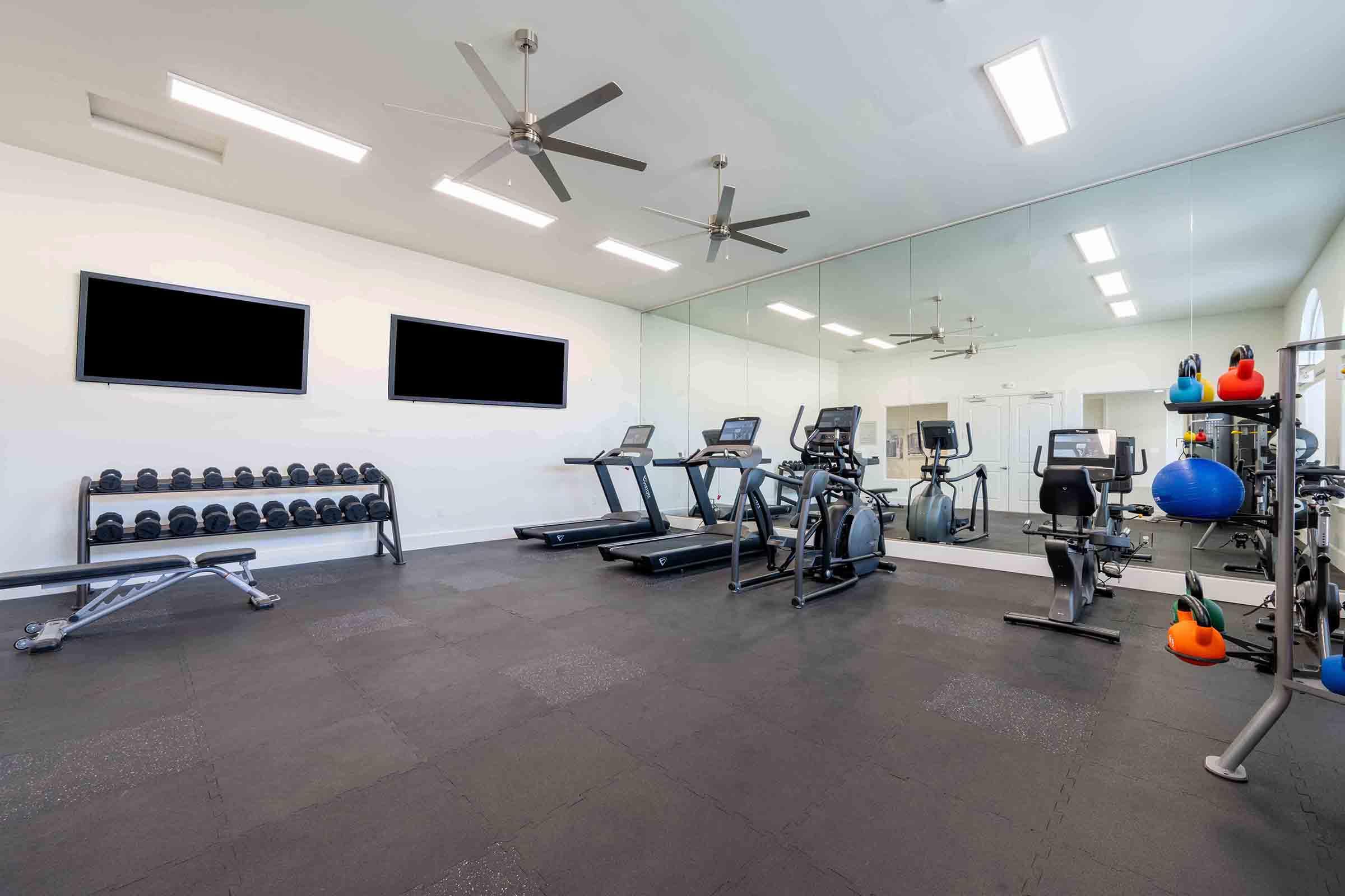 Gym at Tuscany Villas (2 of 2)