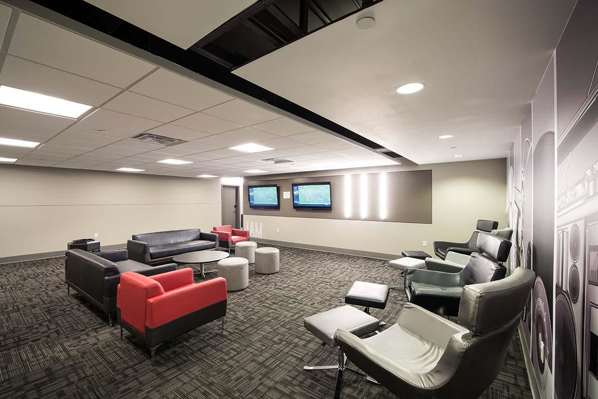UNL housing 74z.jpg