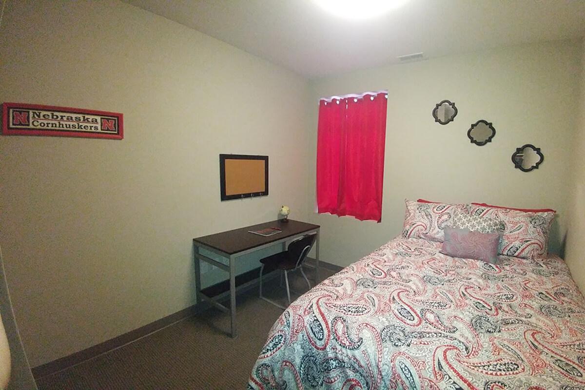 820 Red room with desk.jpg