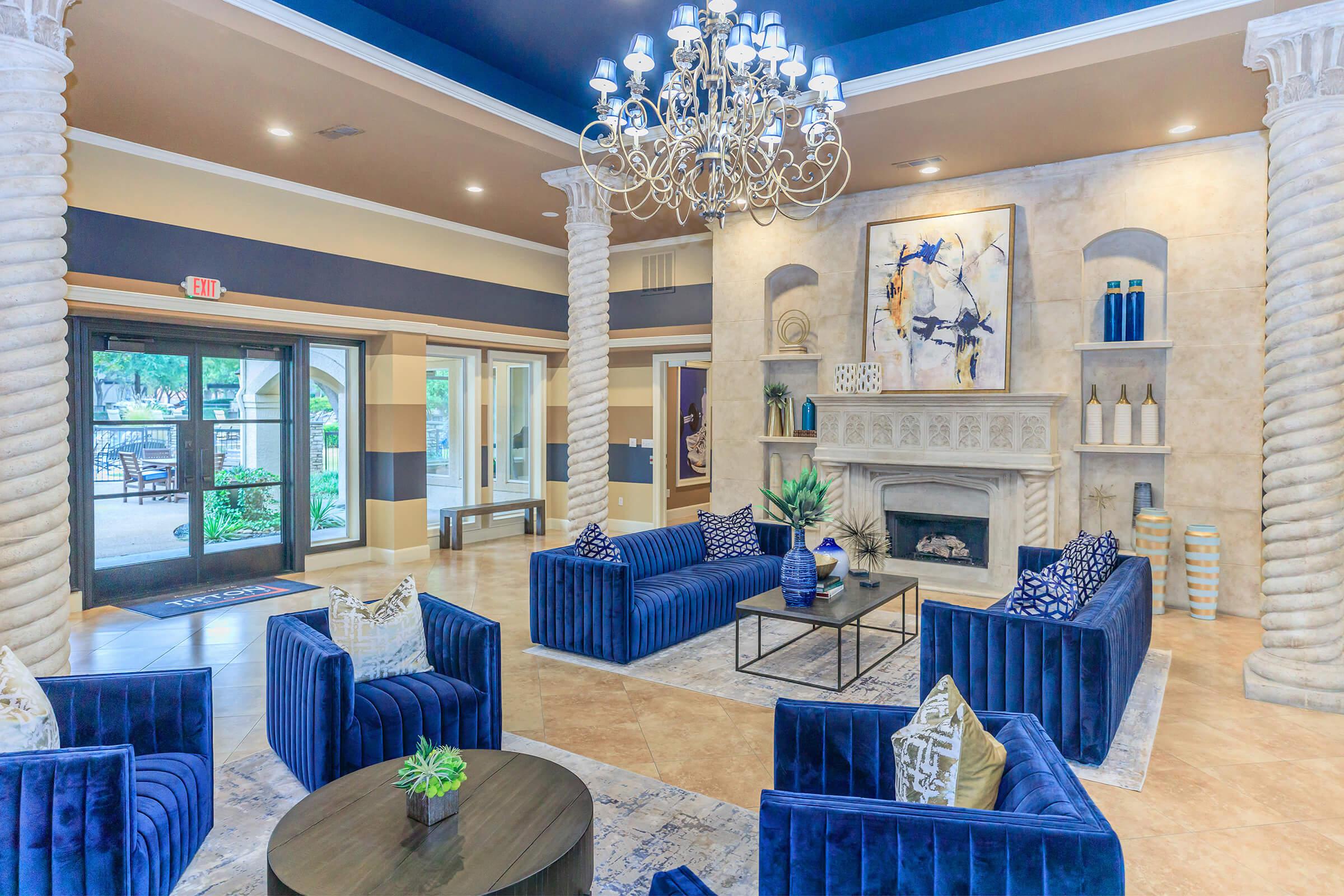 Lake Pointe community room with blue furniture