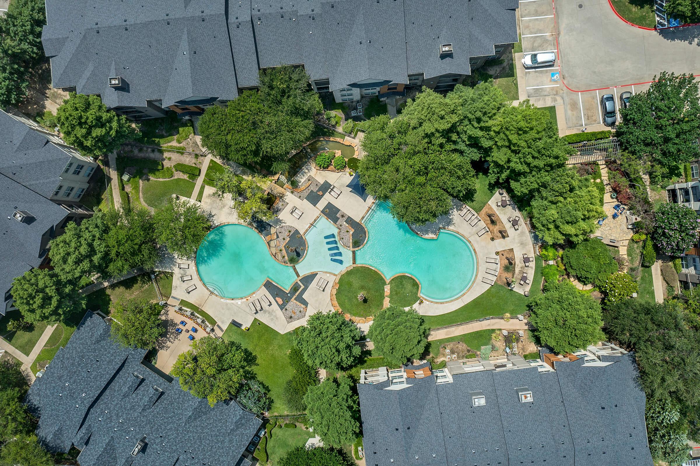 Lake Pointe community pool and community buildings from above