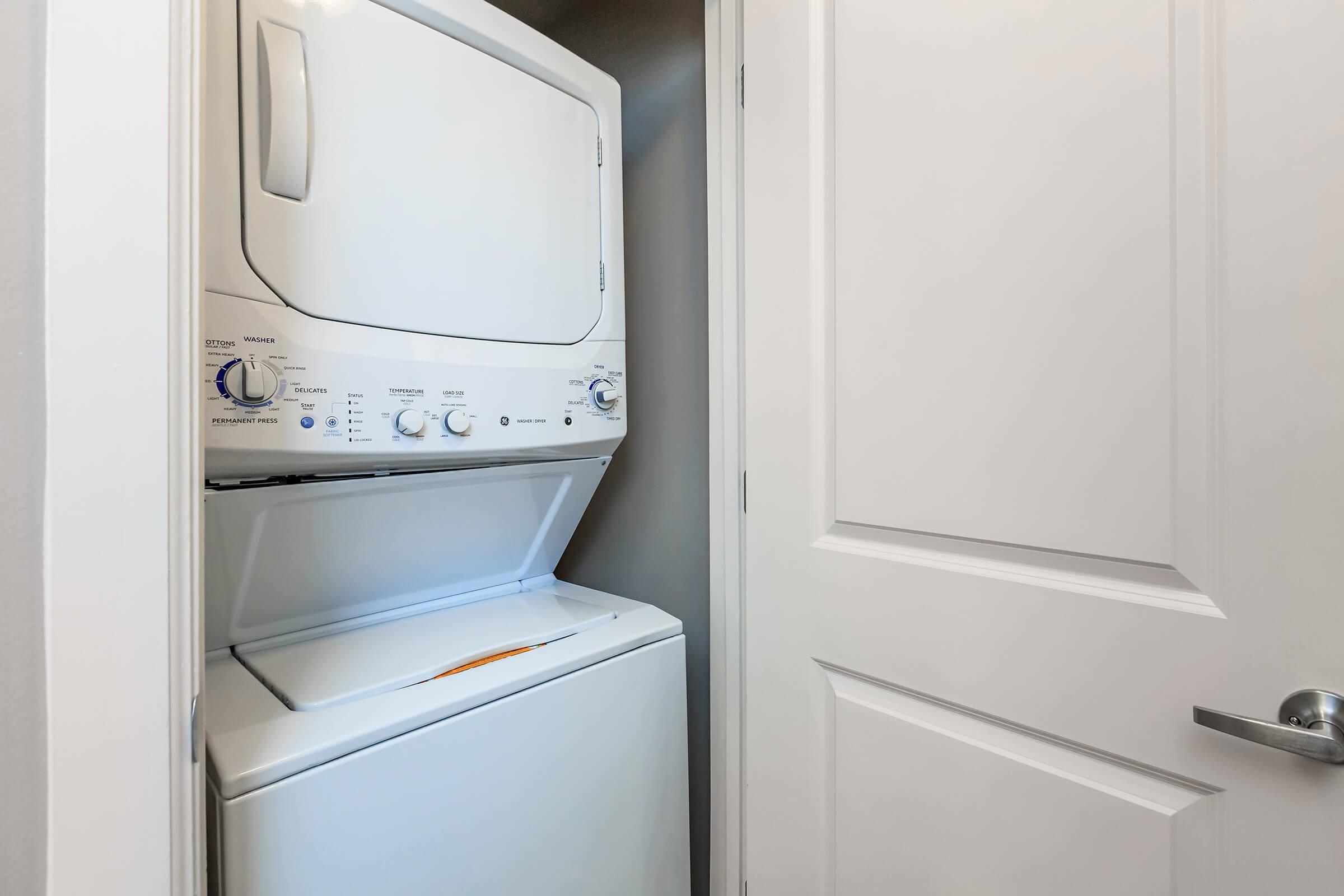 Laundry Room at The Allure Apartments in Jupiter, FL