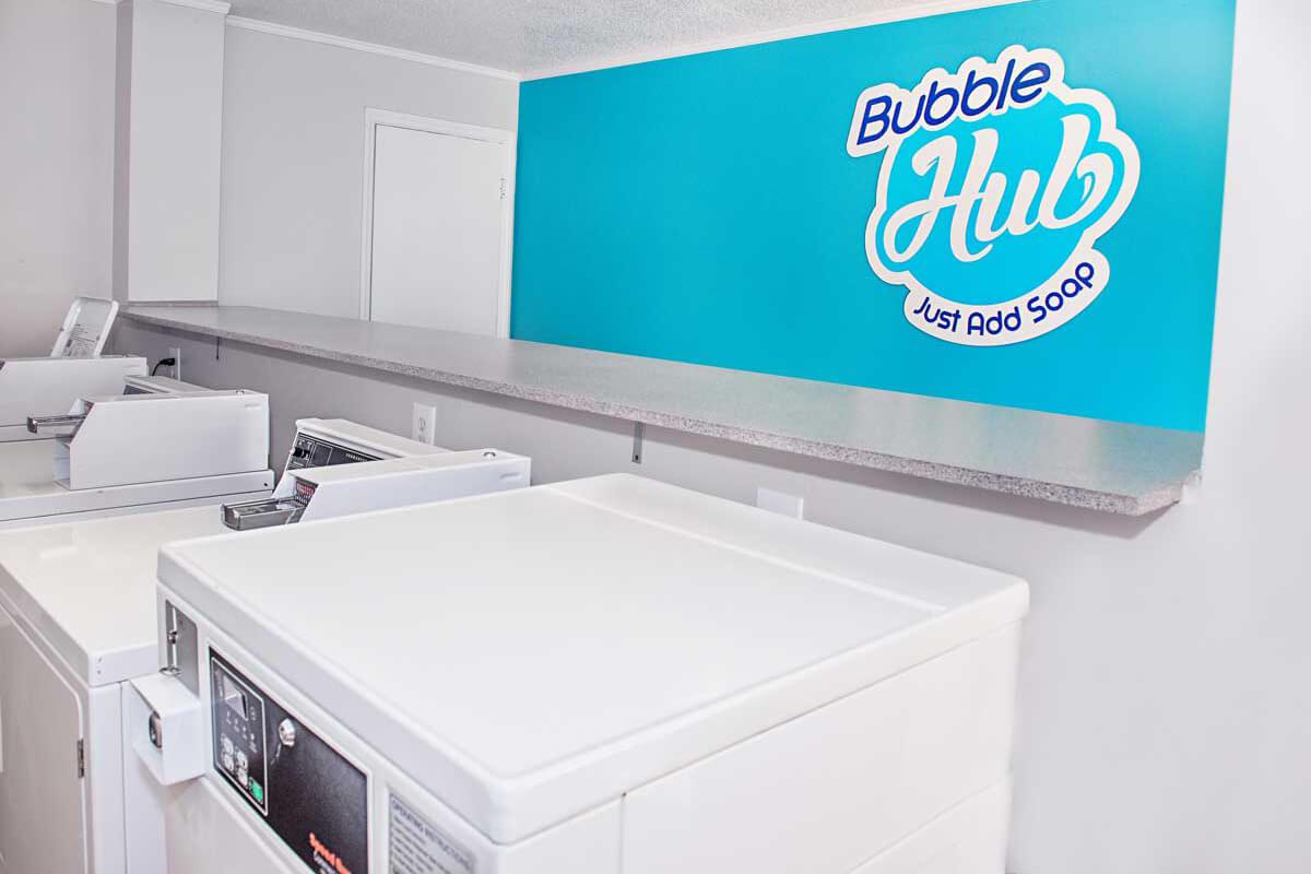 Laundry Facility - Lakeside Place Apartments - Greenville - South Carolinaesign