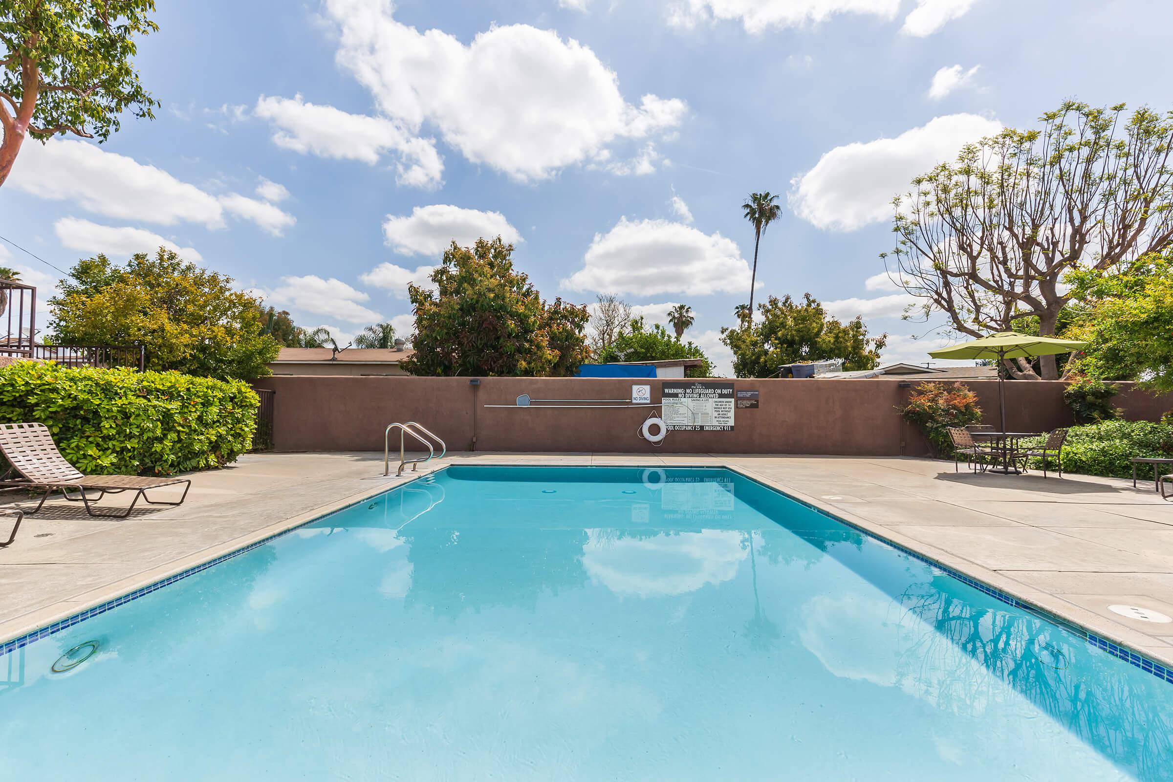 Casa Pacifica Apartment Homes community pool