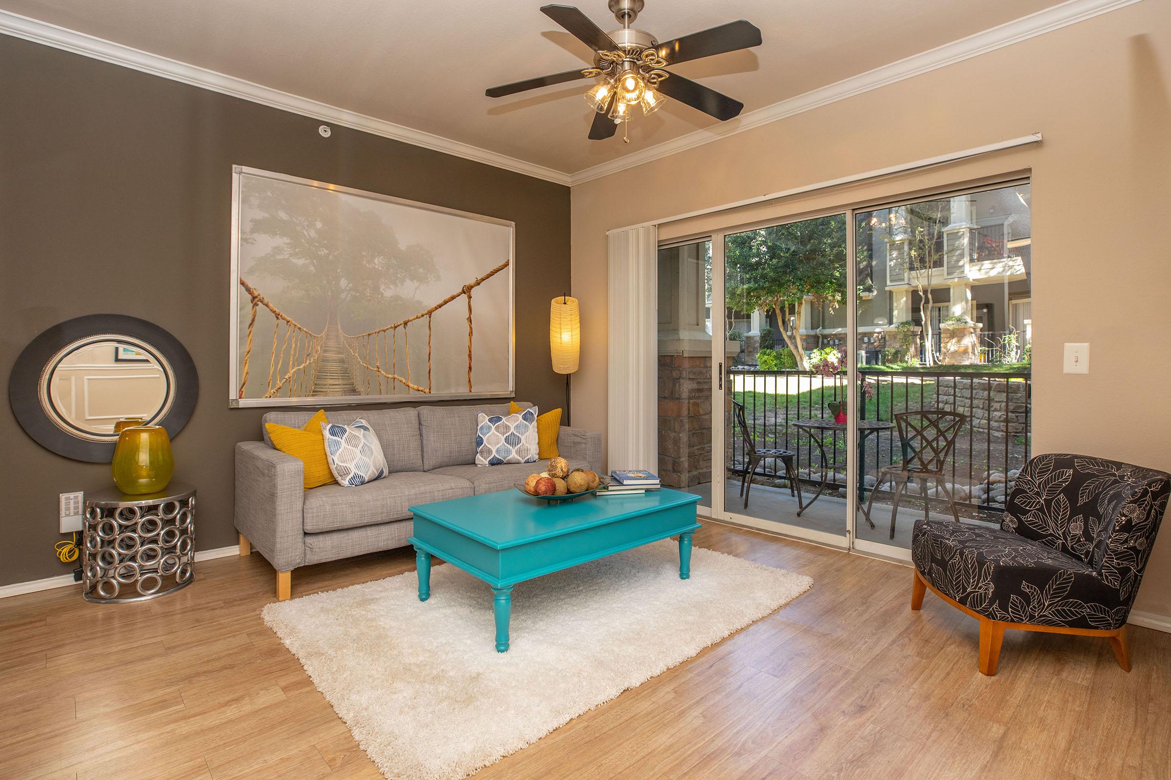 a living room filled with furniture