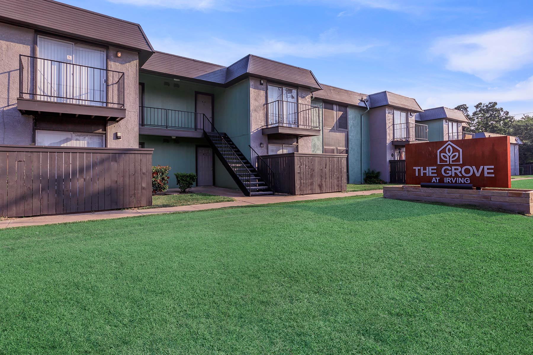 The Grove at Irving Apartment Living in Irving, TX