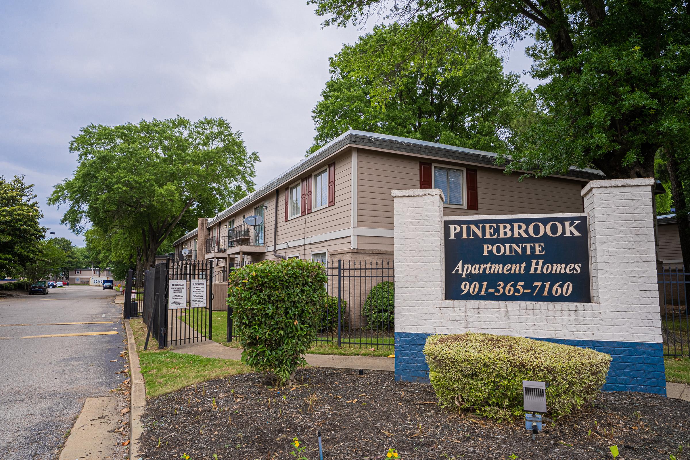 Pinebrook Pointe Apartments Apartment Living in Memphis, TN