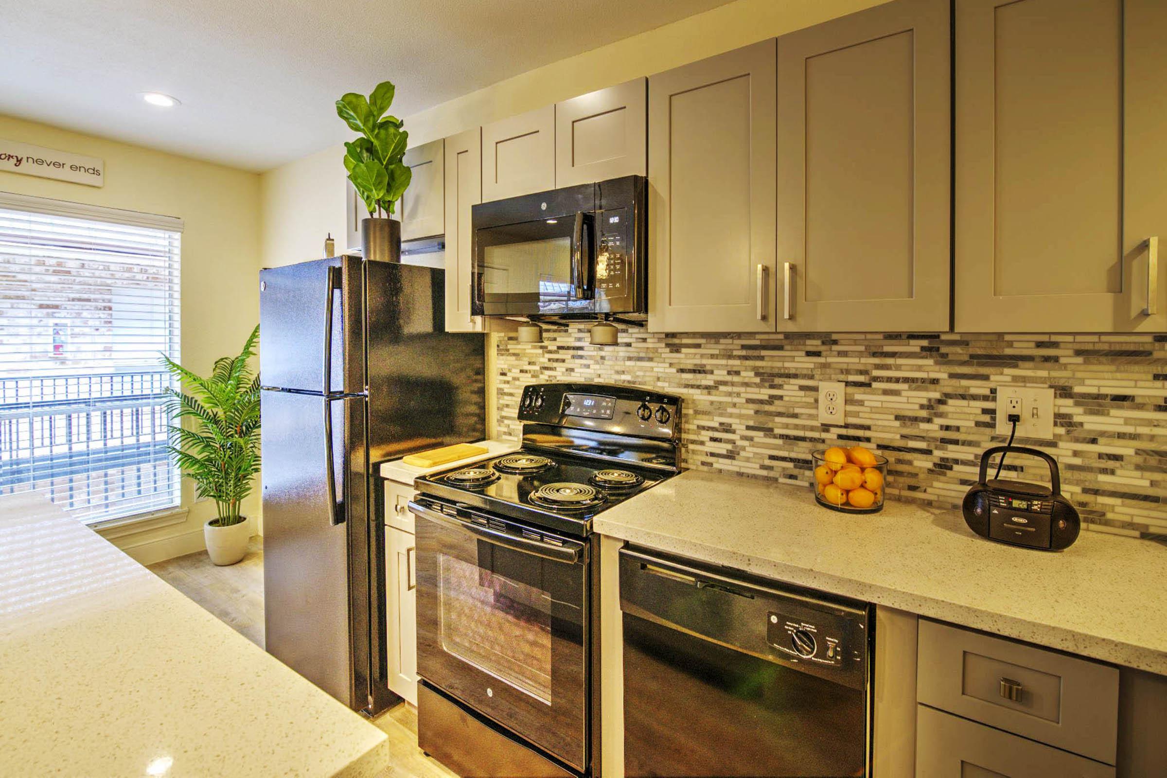  one bedroom granite counter kitchen with island