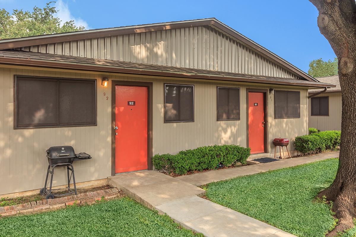 WELCOME HOME TO THE PARKER APARTMENTS IN SAN ANTONIO, TX