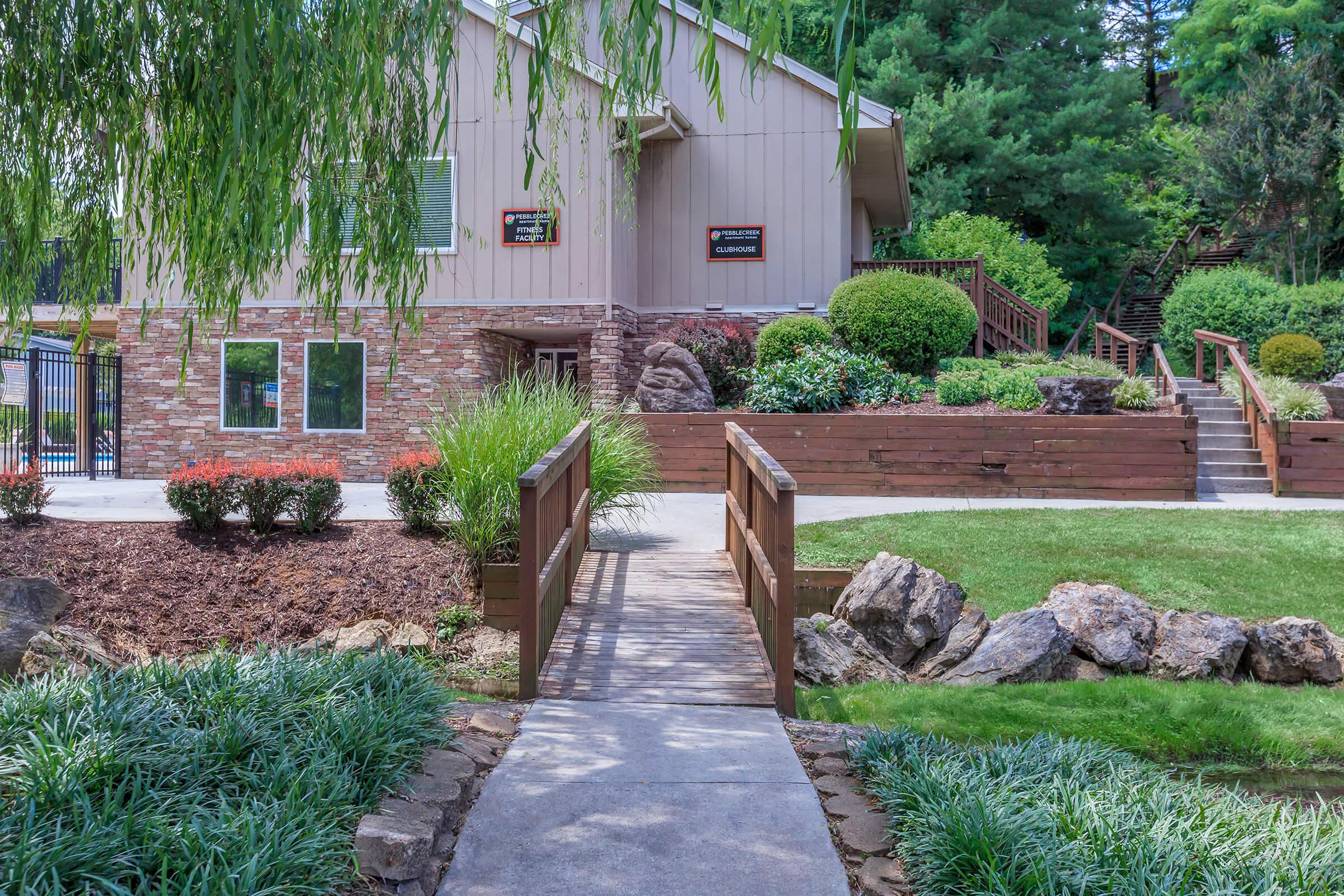 a garden in front of a building