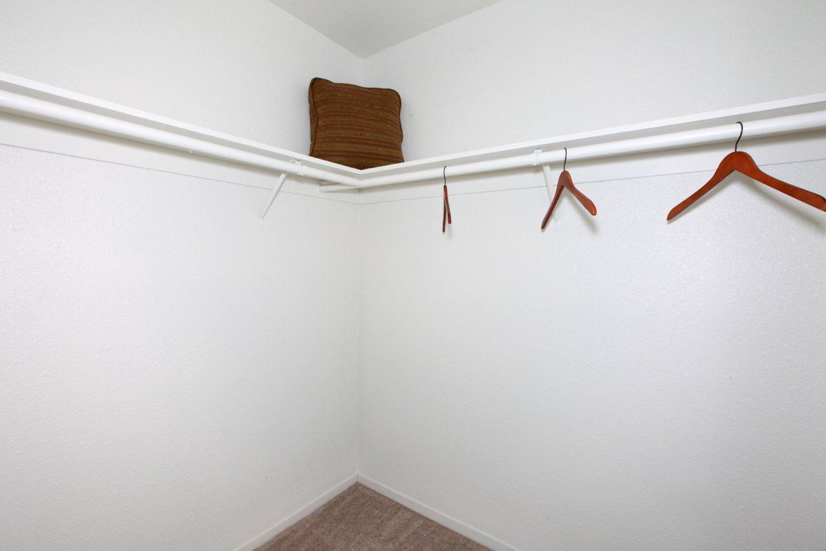 Sierra Meadows provides walk-in closets