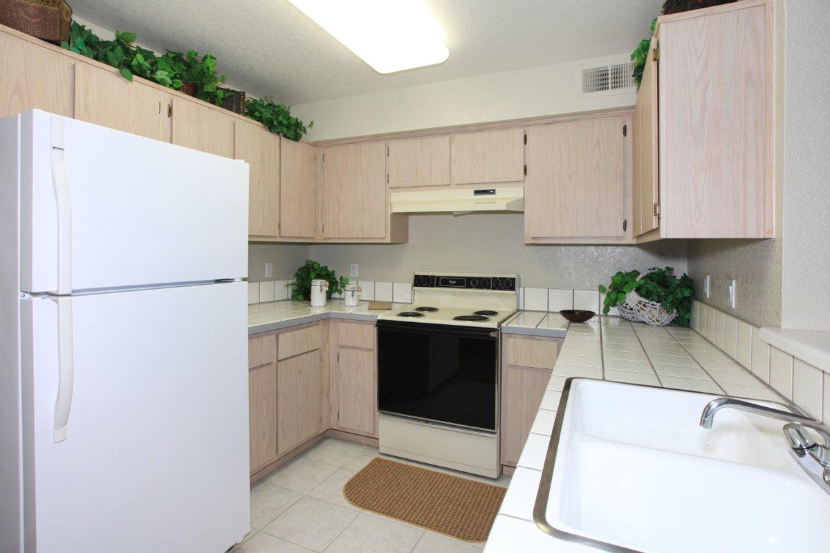 Sierra Meadows provides fully-equipped kitchens