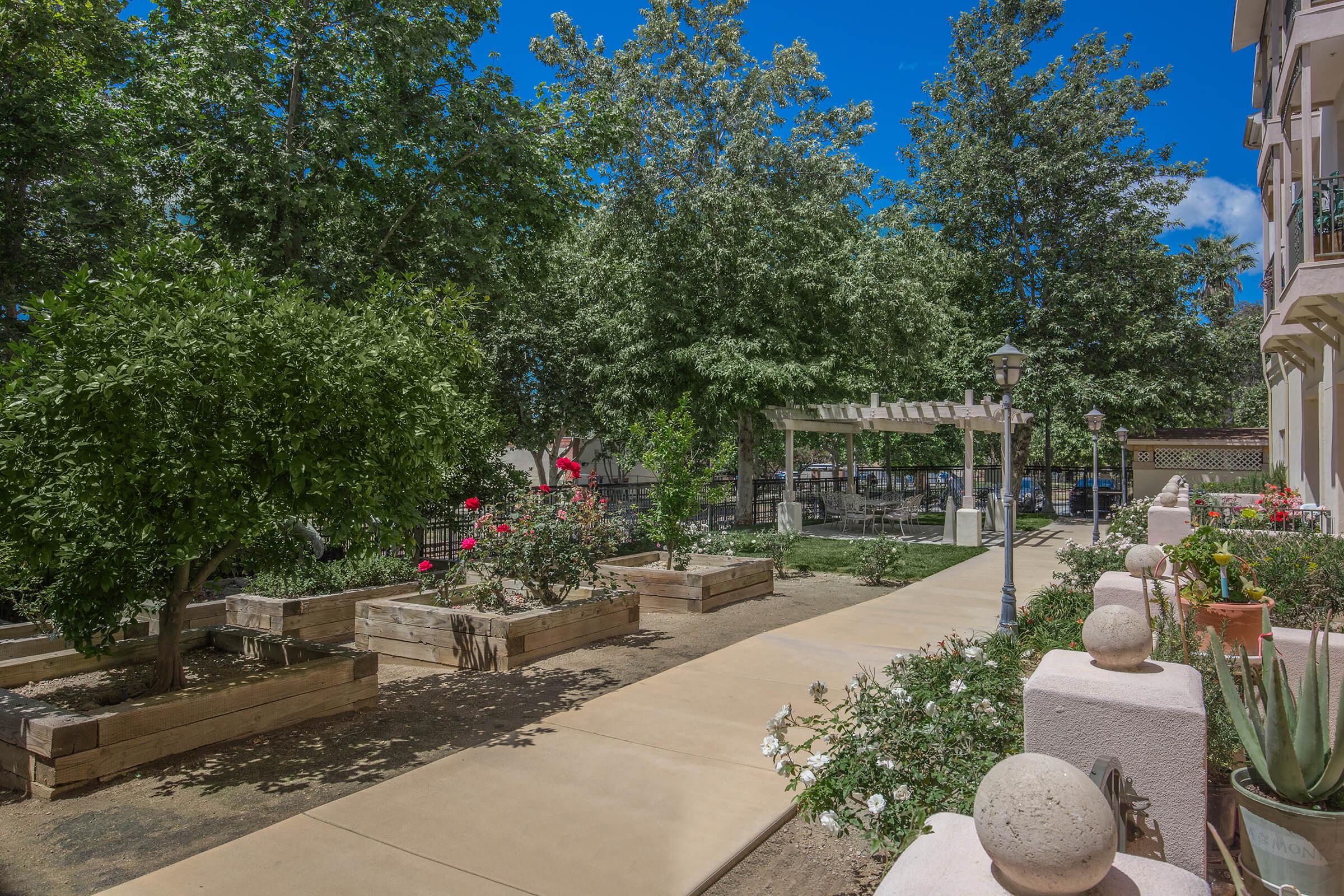 a garden in front of a building