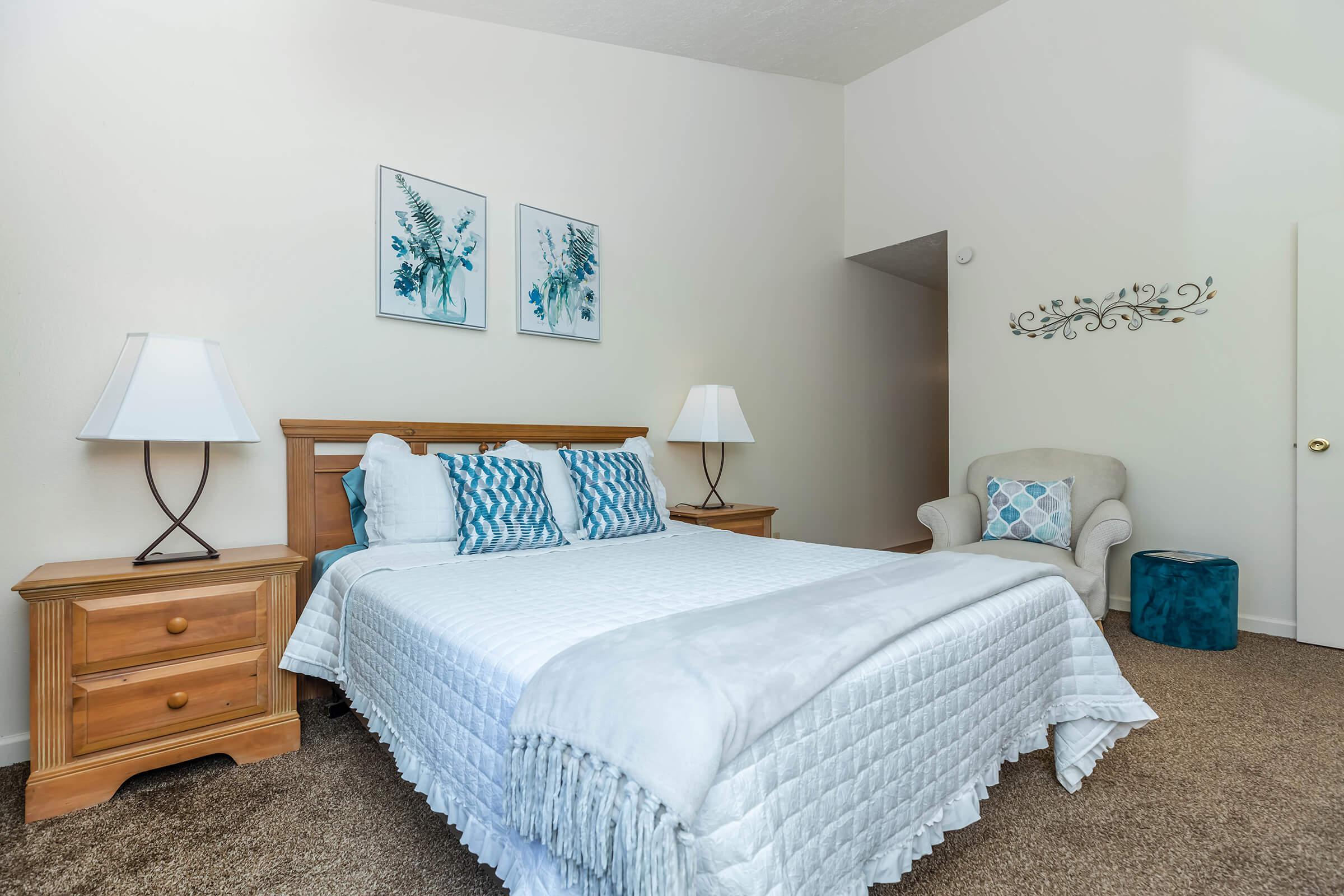 bedroom with white bedding