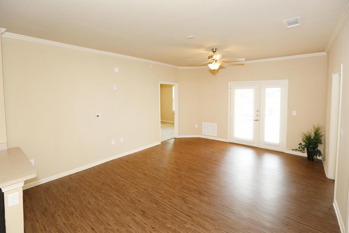 Villas at Colt Run Living Dine A.jpg