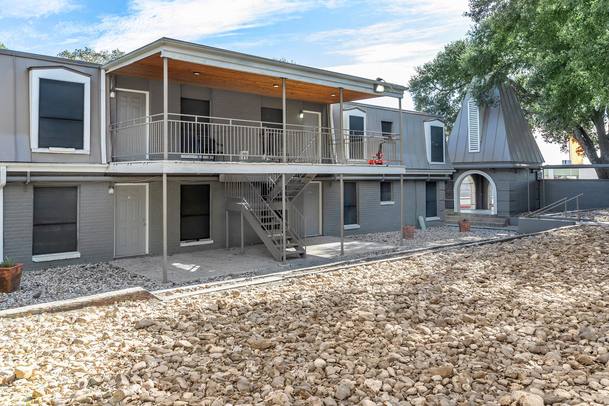 TWO AND THREE BEDROOM APARTMENTS FOR RENT IN SAN ANTONIO, TX