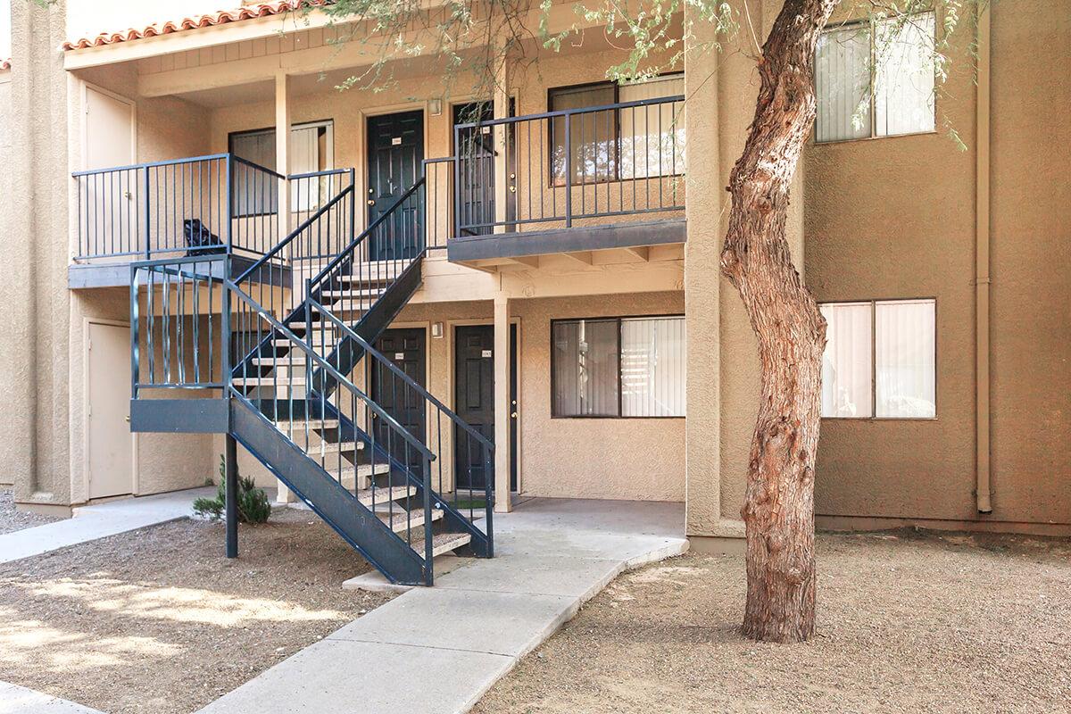 ONE AND TWO BEDROOM APARTMENTS FOR RENT IN TUCSON